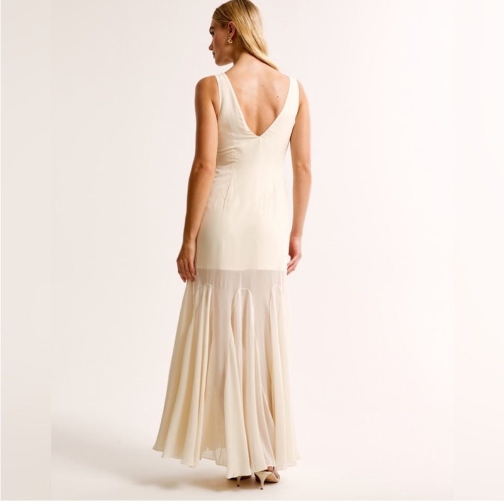 NWT Abercrombie & Fitch Cream Godet Maxi dress, Small graduation, bride, shower - Picture 5 of 10